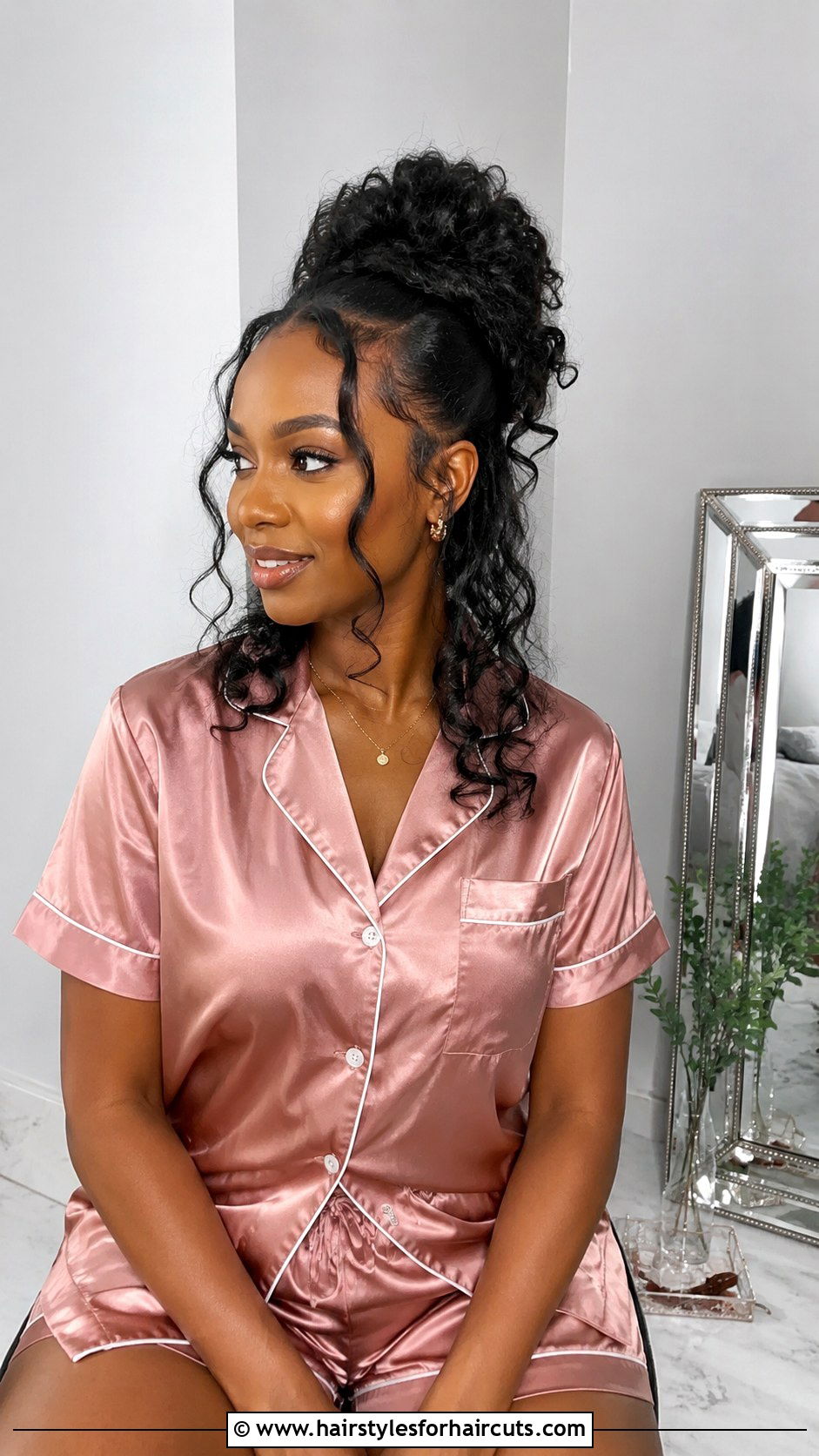 Pineapple Updo Back Bun - 25 back bun hairstyles for black hair - 25 back bun hairstyles for black hair
