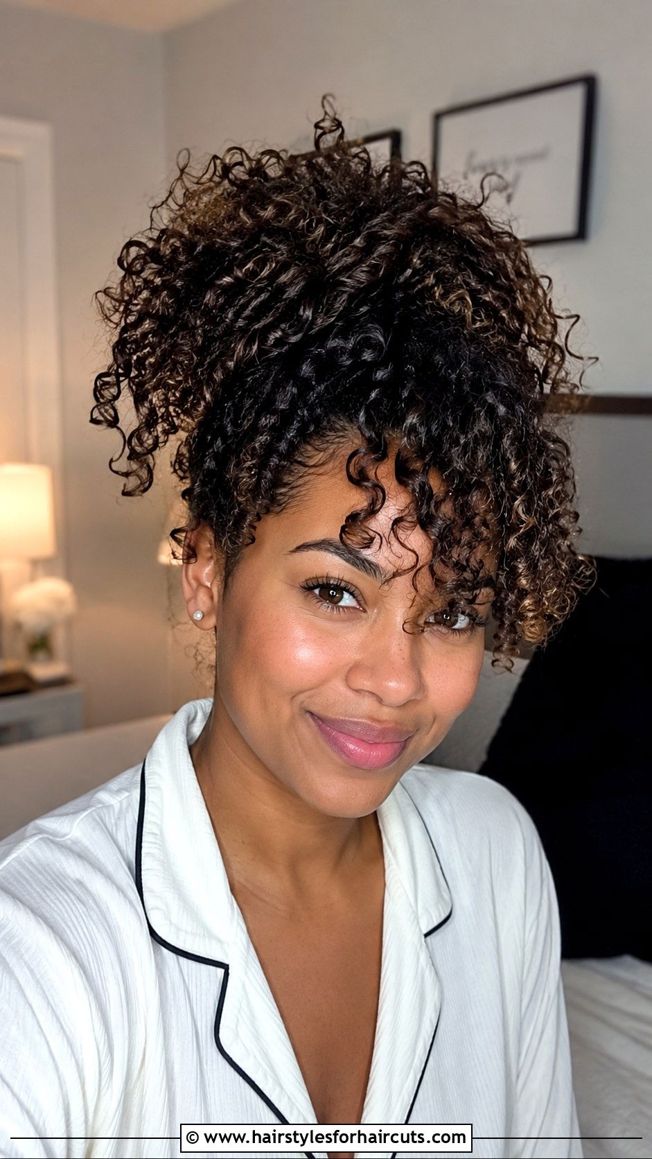 Pineapple Updo For Curly Hair - 25 curly hairstyles tutorial - 25 curly hairstyles tutorial