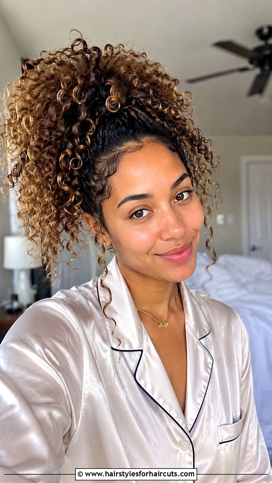 Pineapple Updo For Curly Hair - 25 naturally curly hair hairstyles - 25 naturally curly hair hairstyles