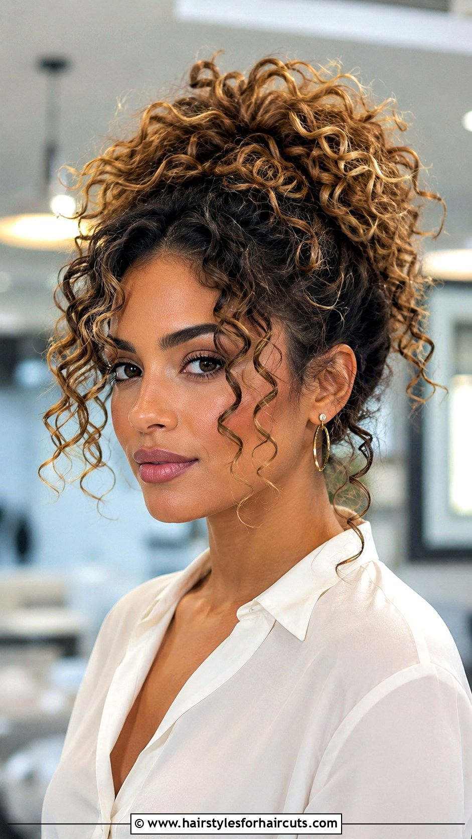 Pineapple Updo For Curly Hair - 25 business casual hairstyles for curly hair - 25 business casual hairstyles for curly hair