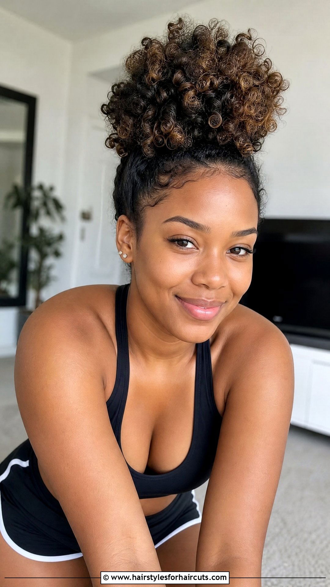 Pineapple Updo For Natural Hair - 25 workout hairstyles for black hair - 25 workout hairstyles for black hair