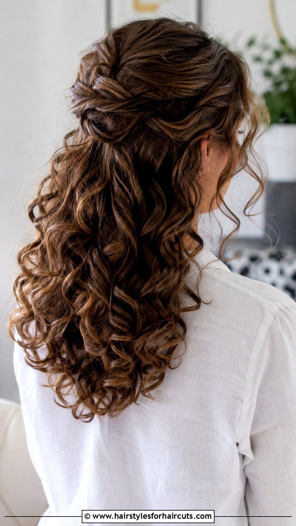 Pinned Back Front Curls - 25 hairstyles after curling hair - 25 hairstyles after curling hair