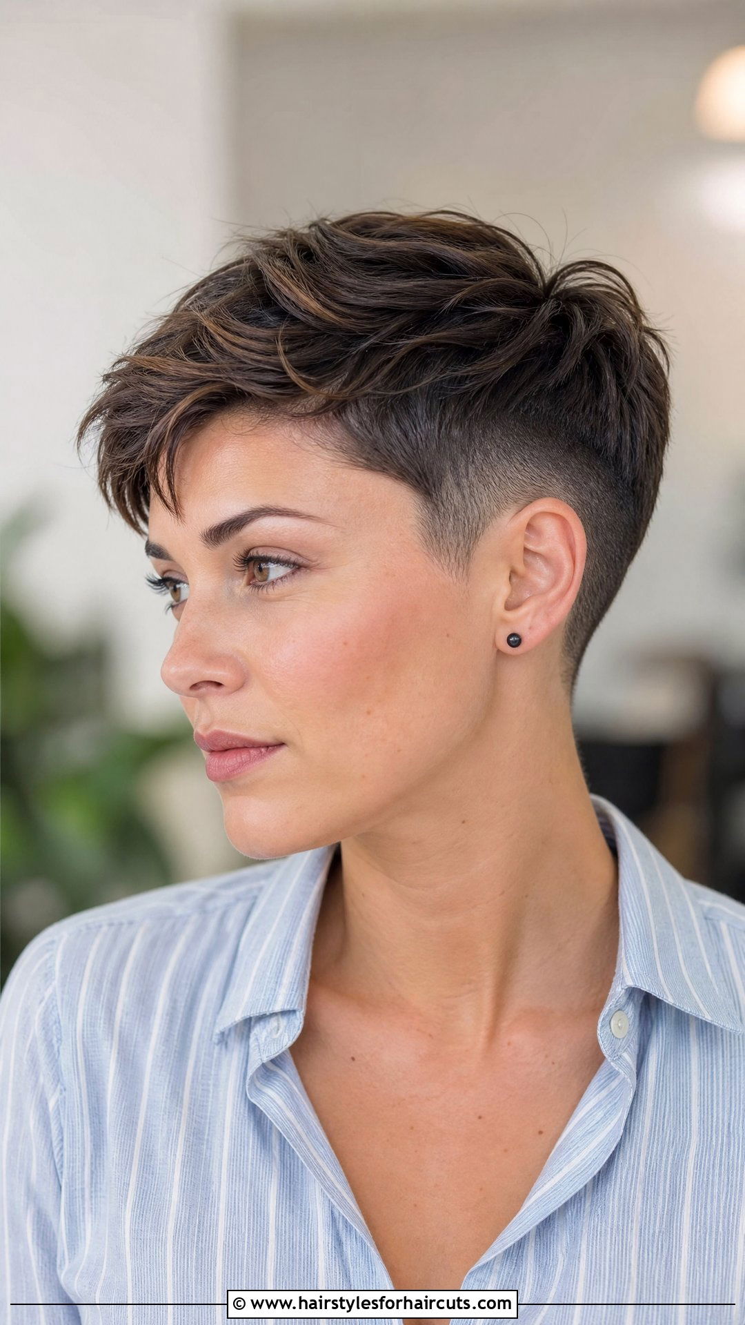 Pixie Bi Haircut - 25 bi haircuts - 25 bi haircuts