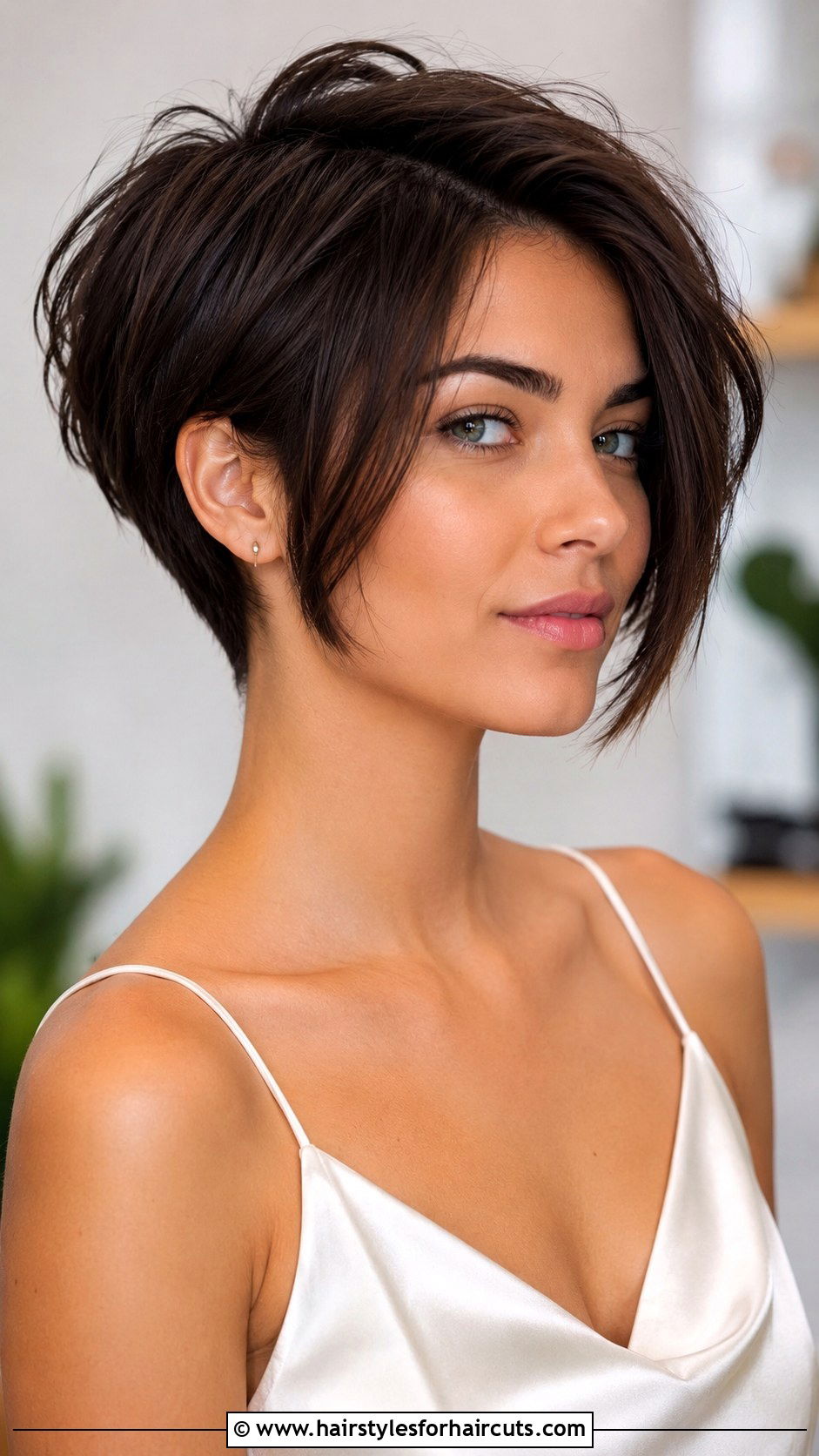 Pixie Bob - 25 short hairstyles for straight fine hair - 25 short hairstyles for straight fine hair