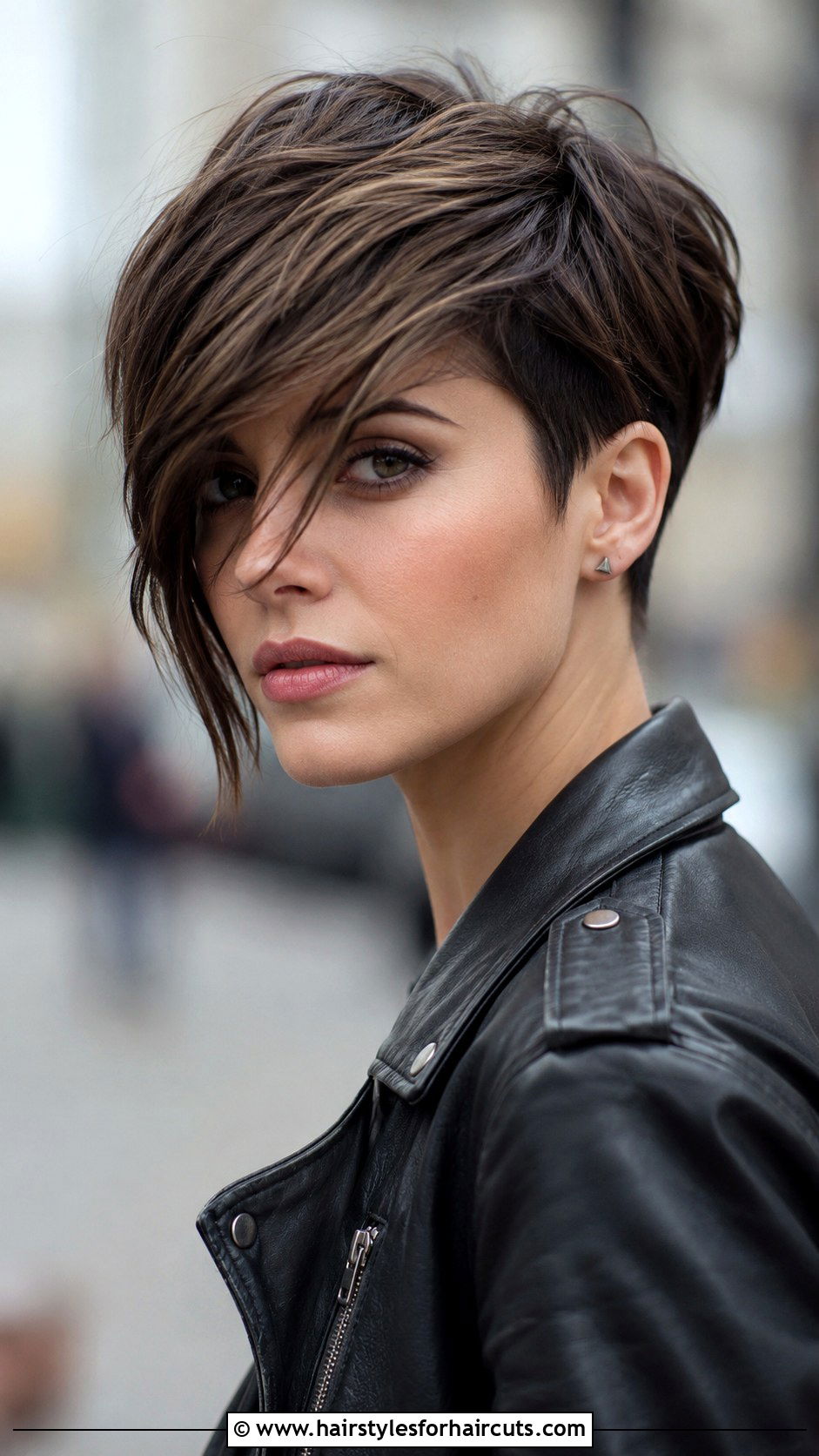 Pixie Cut With Long Bangs - 25 haircuts for straight flat hair - 25 haircuts for straight flat hair