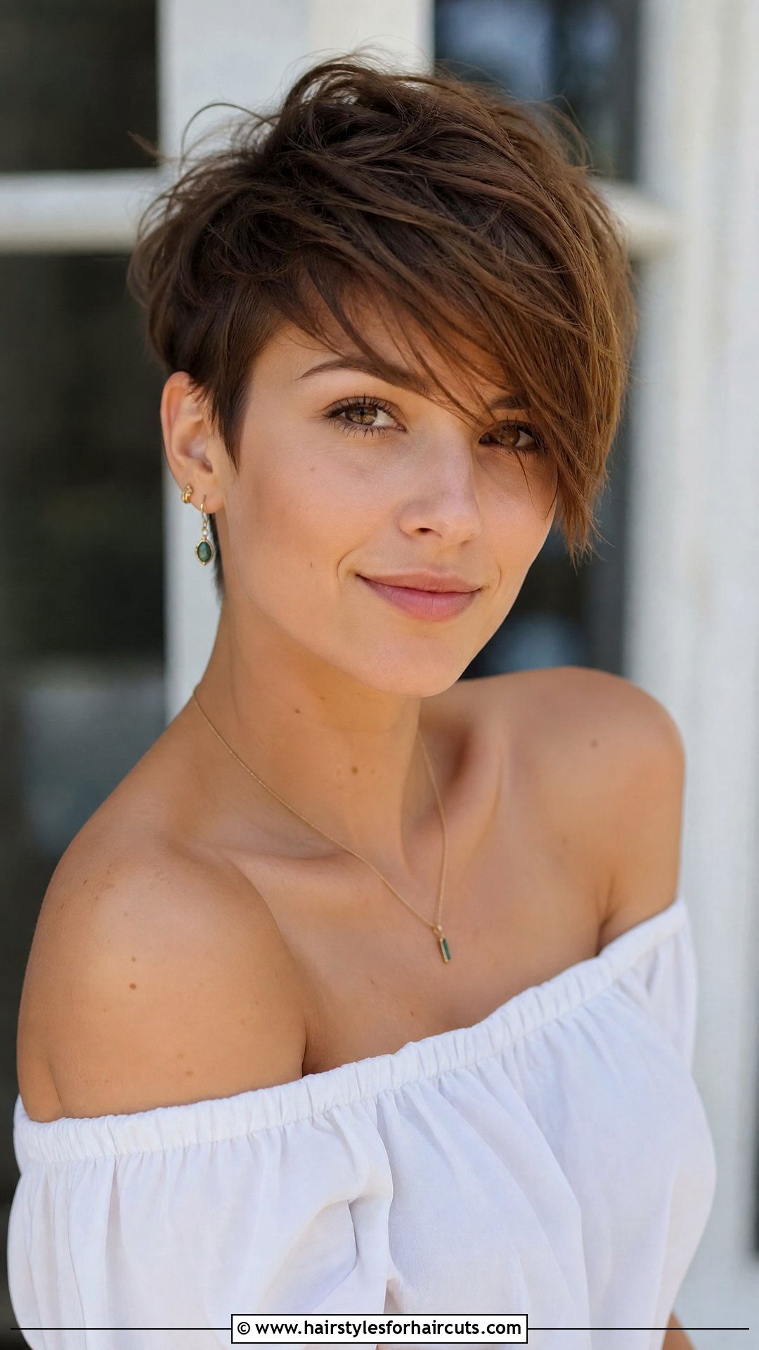 Pixie Cut With Long Bangs - 25 summer haircuts for straight hair - 25 summer haircuts for straight hair