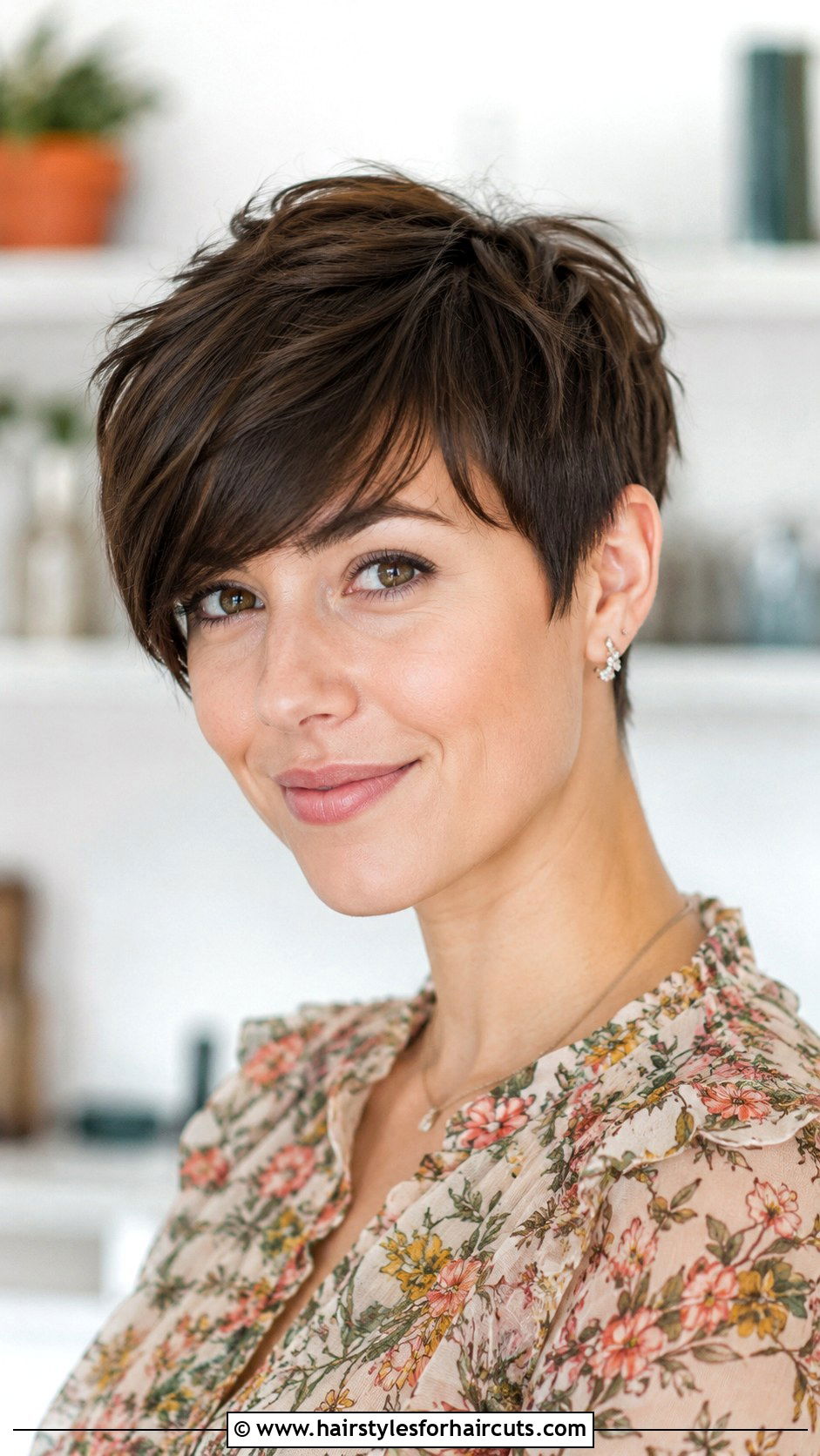 Pixie Cut With Long Bangs - 25 cute hairstyles thin hair - 25 cute hairstyles thin hair