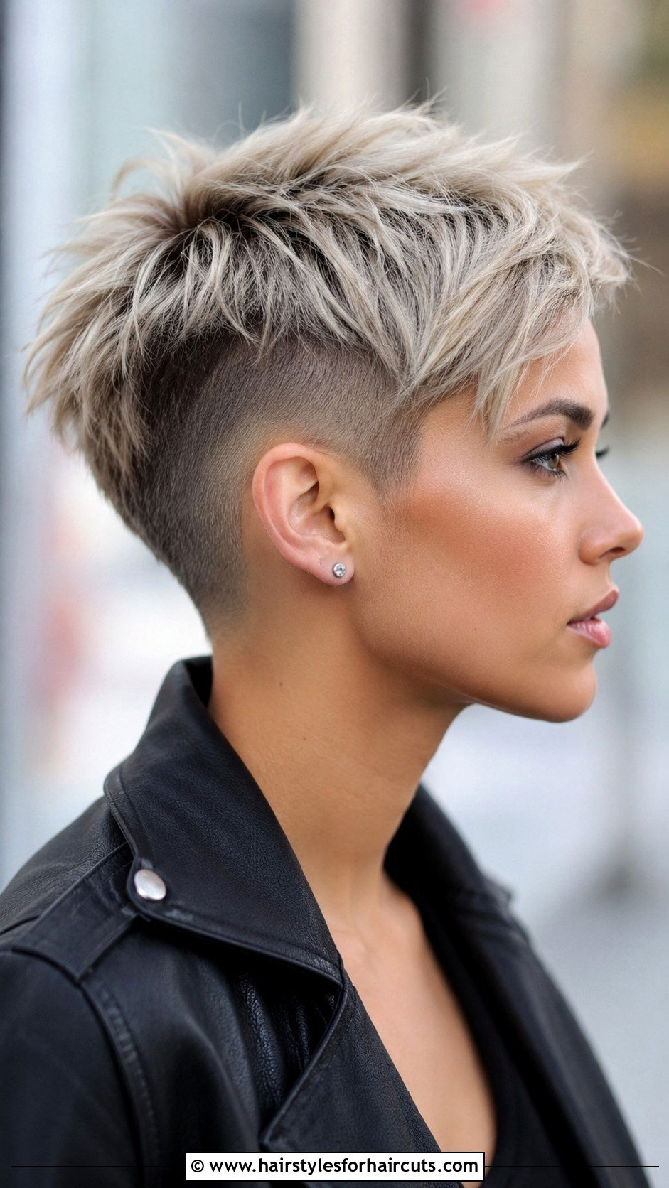Pixie Cut With Undercut - 25 short hairstyles images - 25 short hairstyles images