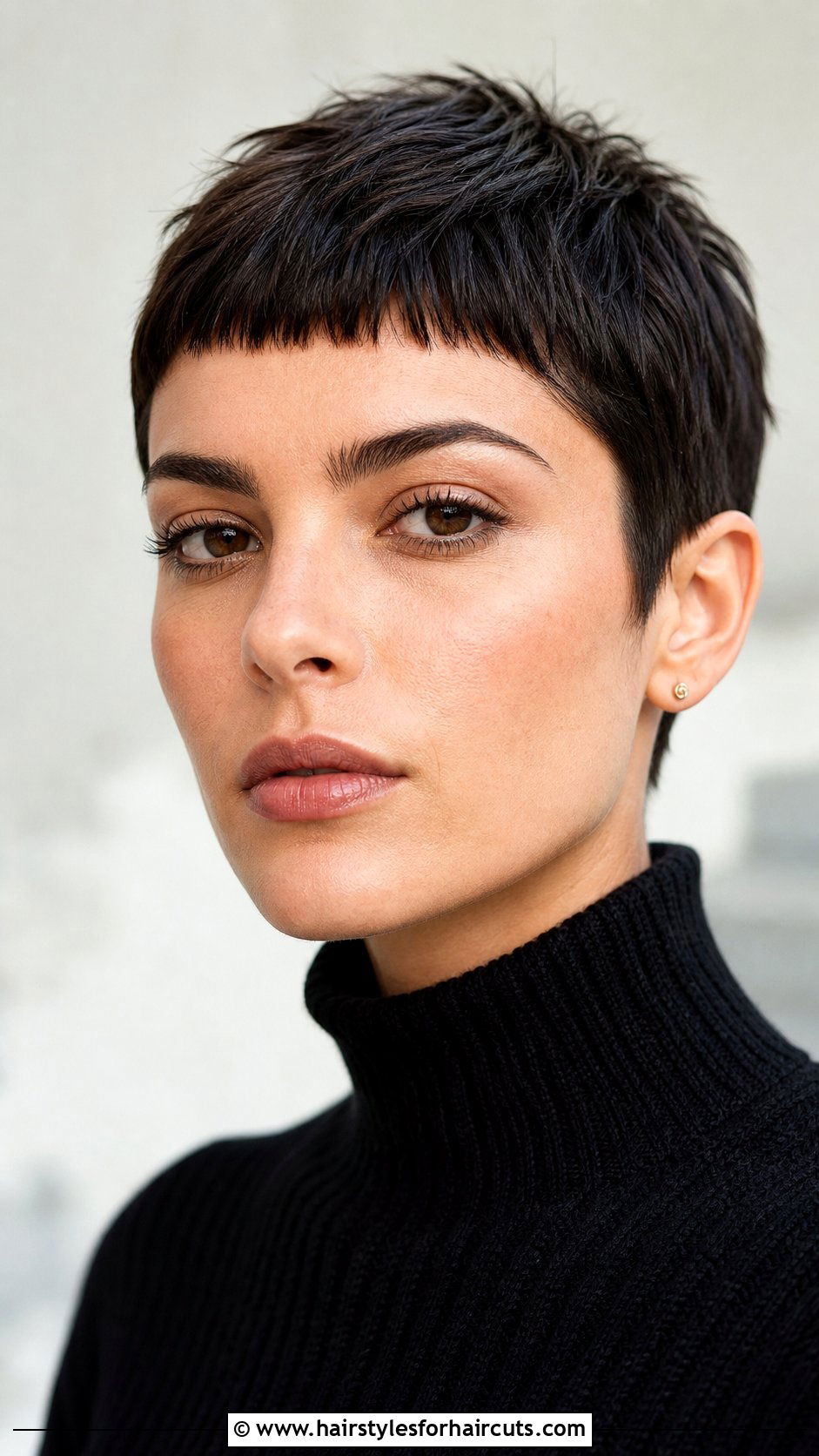 Pixie Haircut With Micro Bangs - 25 haircuts king of prussia - 25 haircuts king of prussia