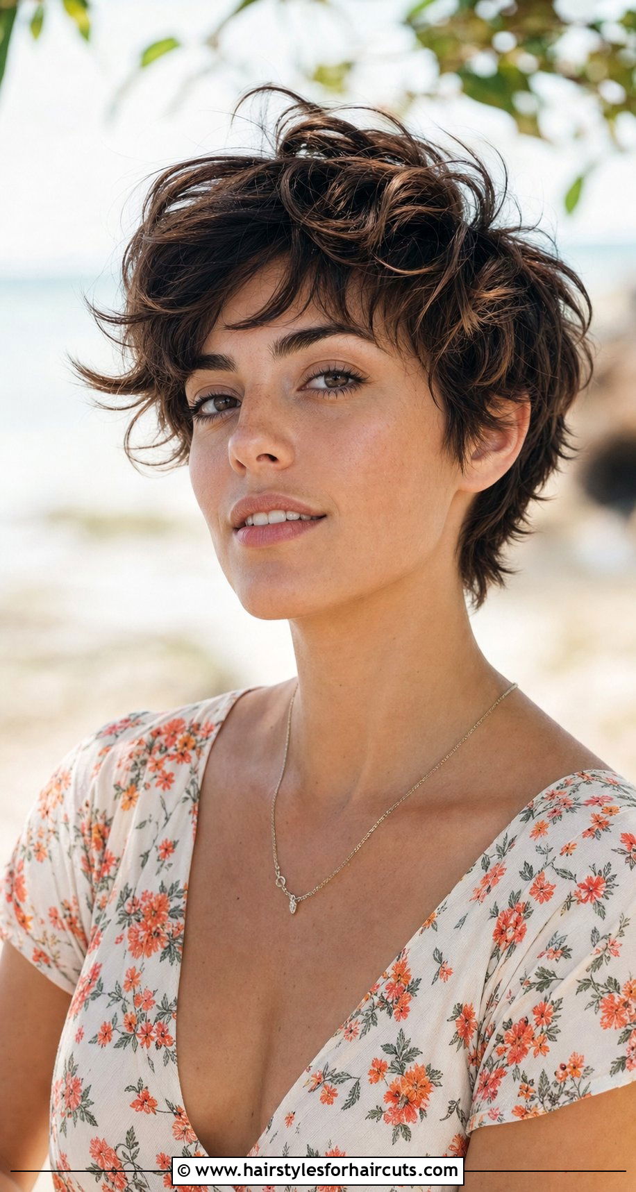 Pixie With Messy Waves - 25 hippie hairstyles for short hair - 25 hippie hairstyles for short hair