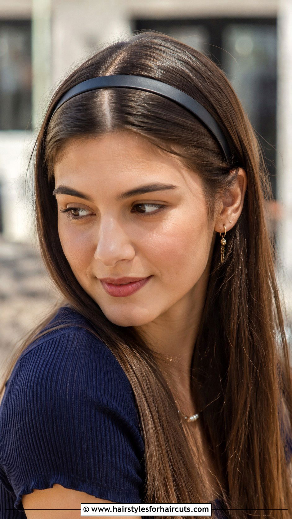 Plastic Hoop Headband With Center Part - 25 headband hairstyles for long hair - 25 headband hairstyles for long hair