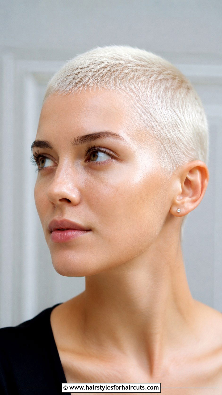 Platinum Blonde Buzz Cut - 25 gray hairstyles short - 25 gray hairstyles short