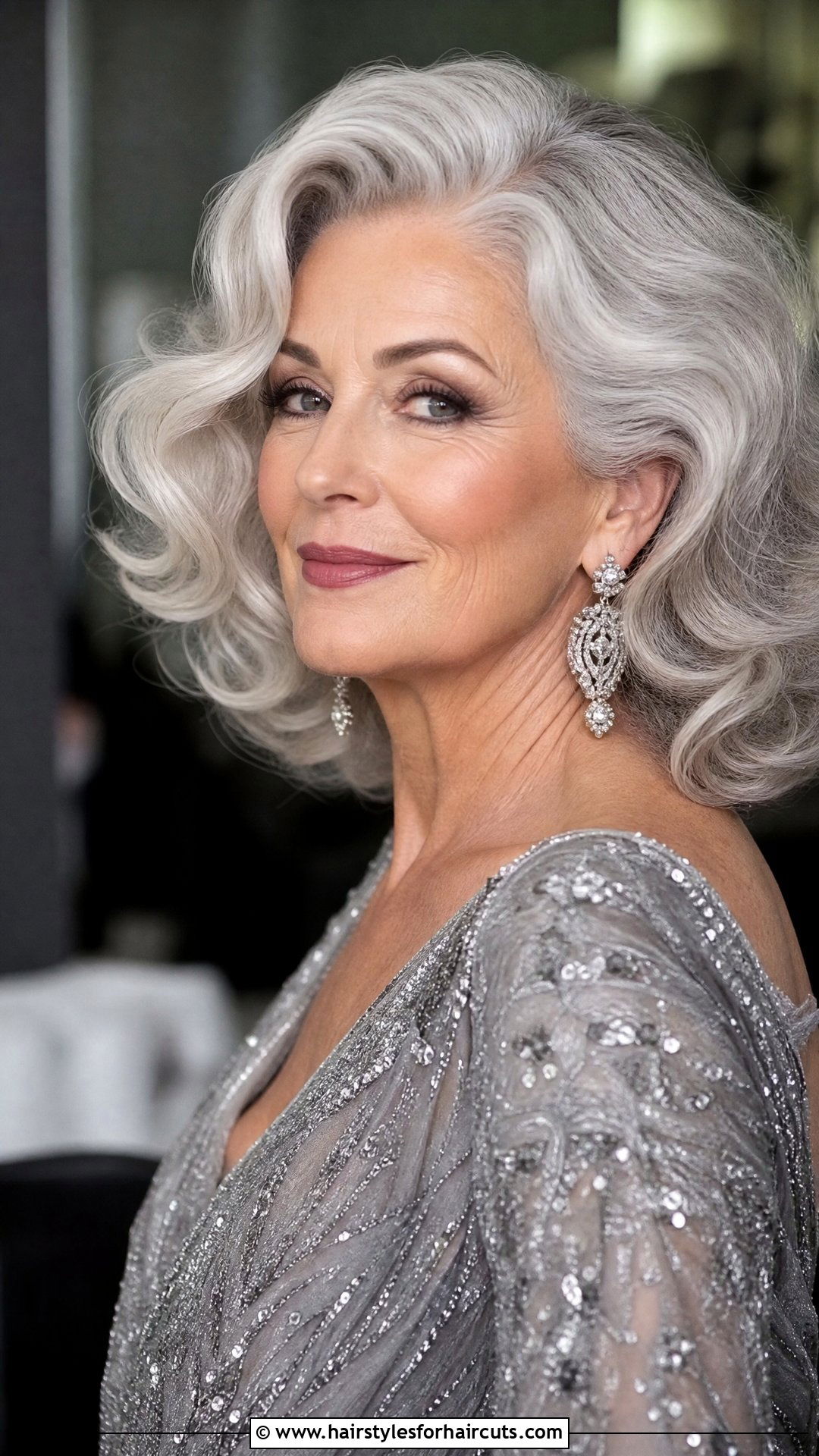 Platinum Grey Waves - 25 women grey hairstyles - 25 women grey hairstyles