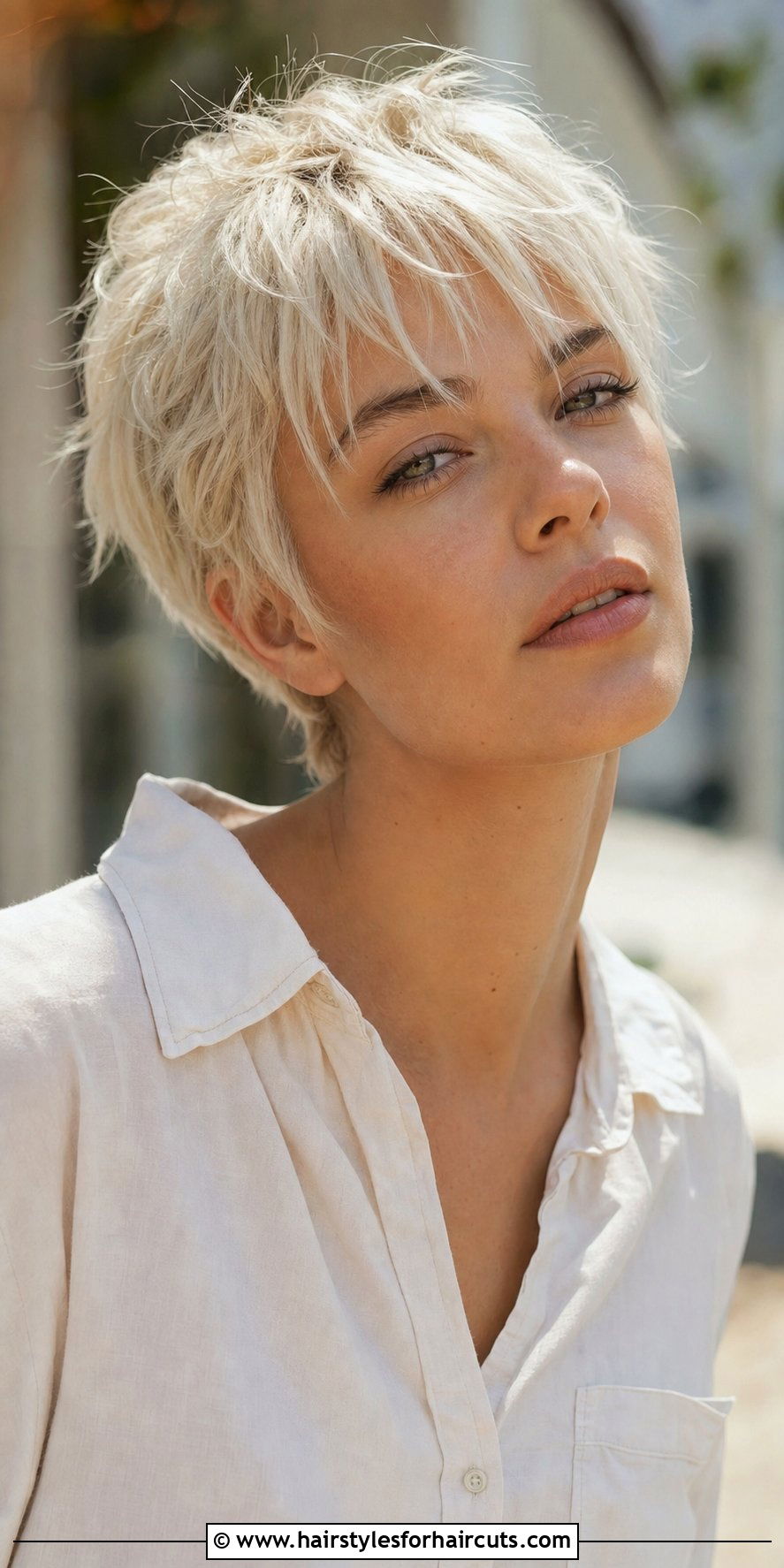 Platinum Textured Crop - 25 platinum short hairstyles - 25 platinum short hairstyles