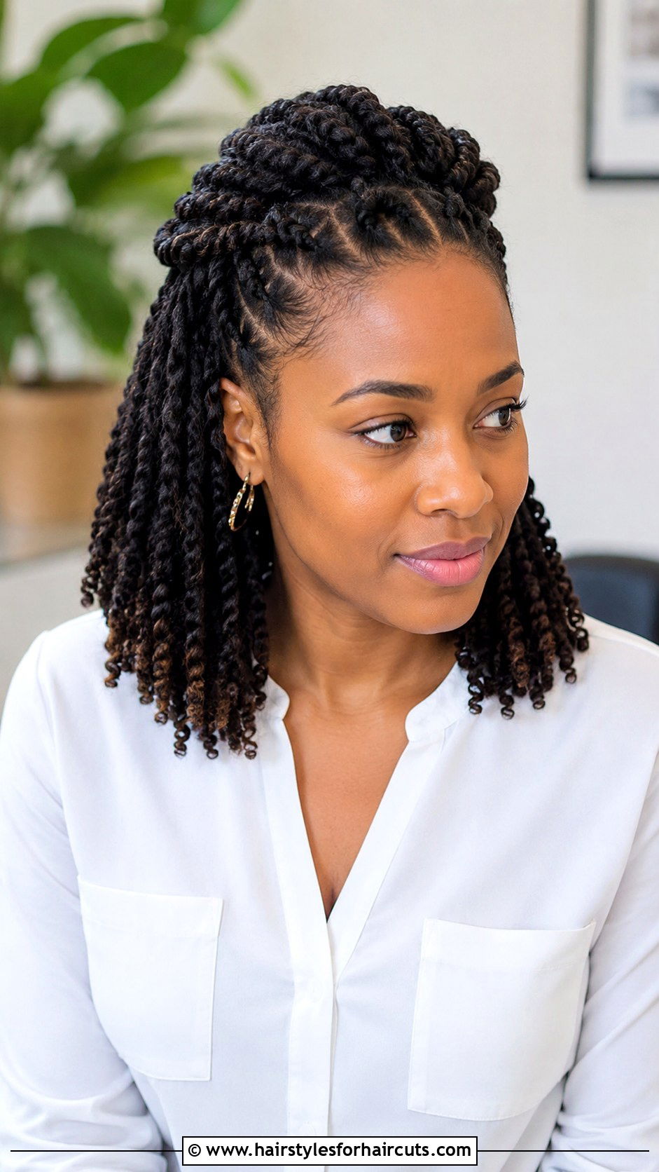 Pulled Back Twist - 25 business hairstyles for women - 25 business hairstyles for women