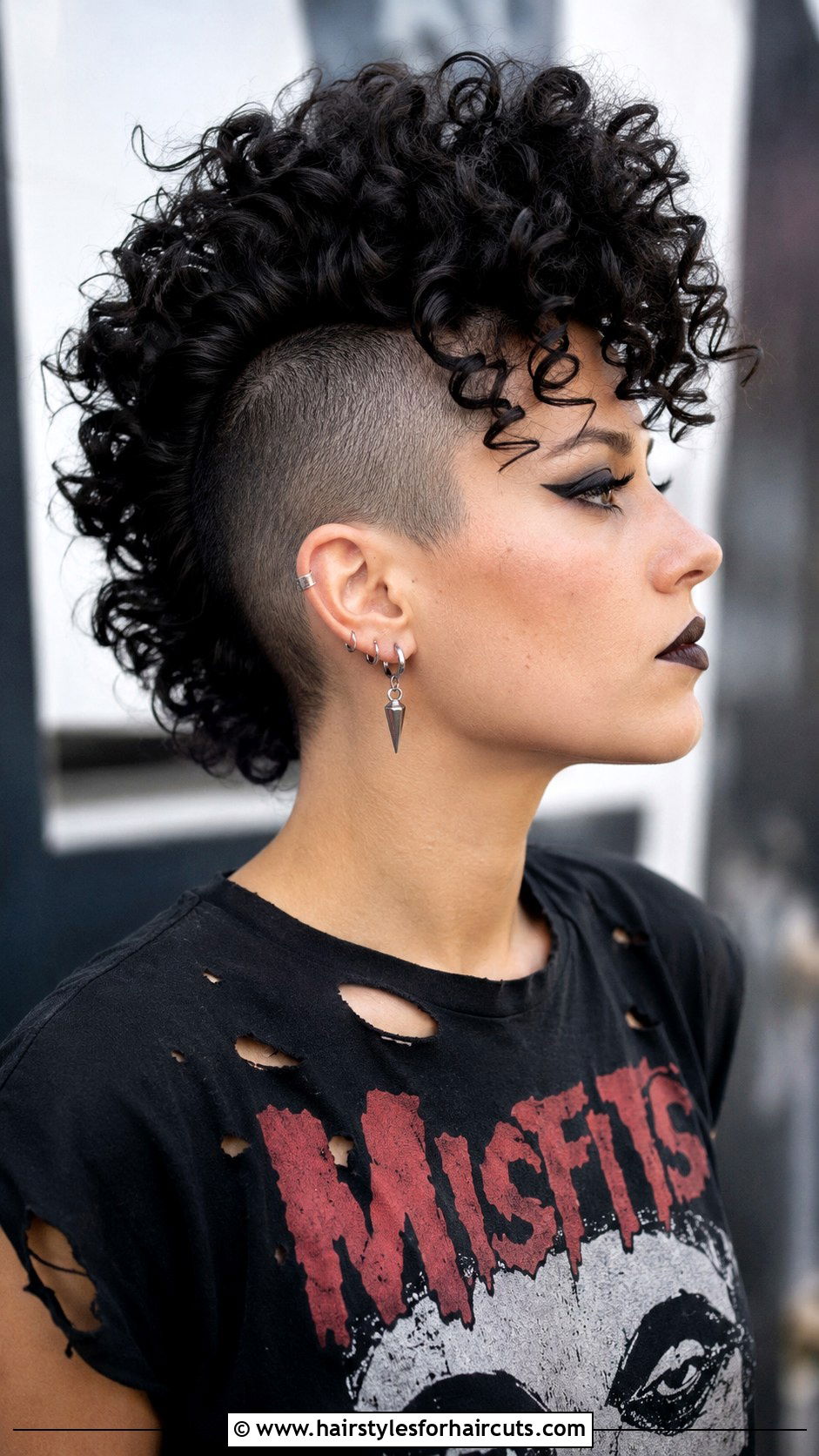 Punk Goth Curly Mohawk - 25 goth hairstyles for curly hair - 25 goth hairstyles for curly hair