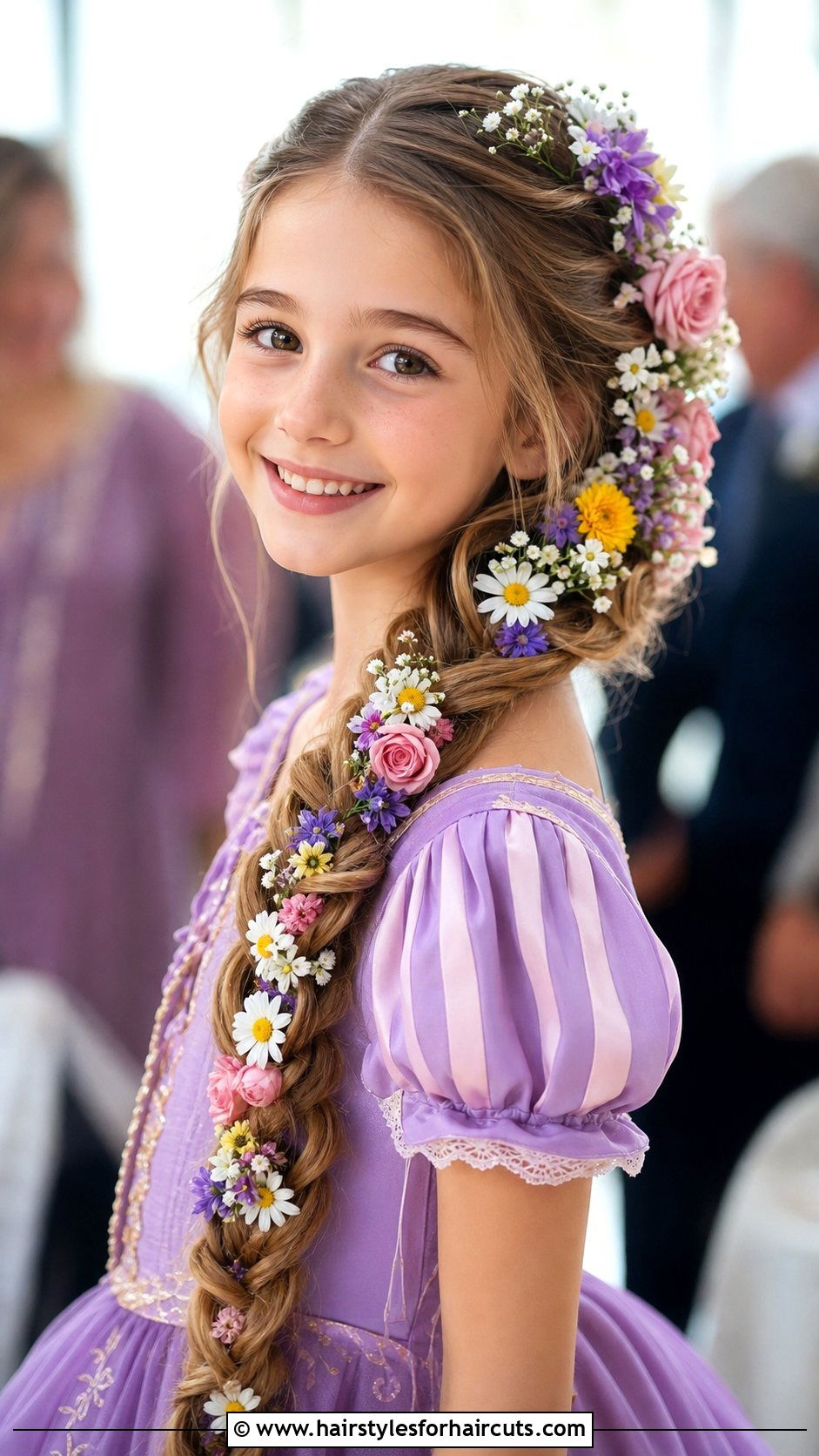 Rapunzel Flower Braid - 25 bibbidi bobbidi boutique hairstyles - 25 bibbidi bobbidi boutique hairstyles