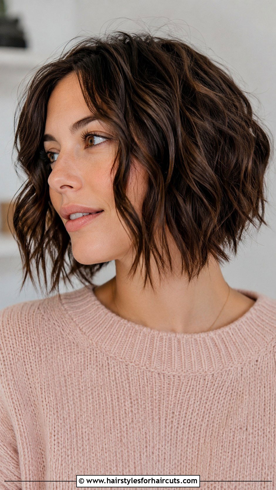Razor Cut Wavy Bob - 25 haircuts blades - 25 haircuts blades