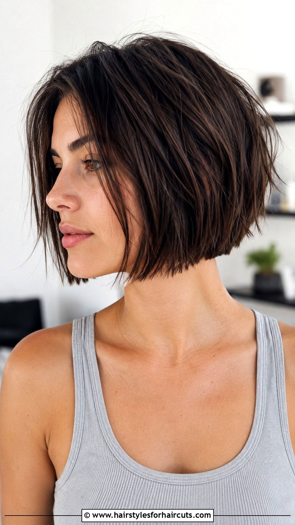 Razored Bob Haircut - 25 haircuts clipart - 25 haircuts clipart