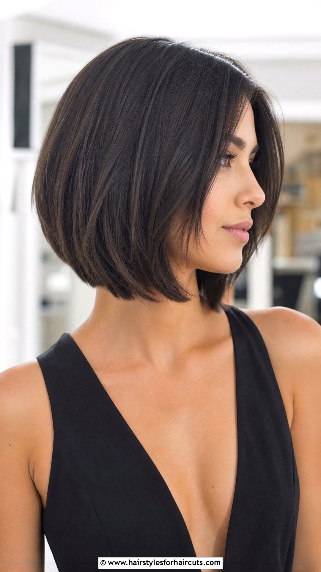 Razored Bob Haircut - 25 haircuts open now - 25 haircuts open now