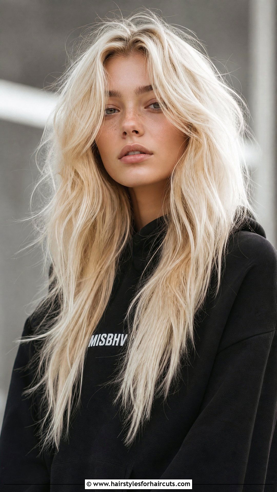Razored Long Wavy Hair - 25 haircuts ideas for long wavy hair - 25 haircuts ideas for long wavy hair