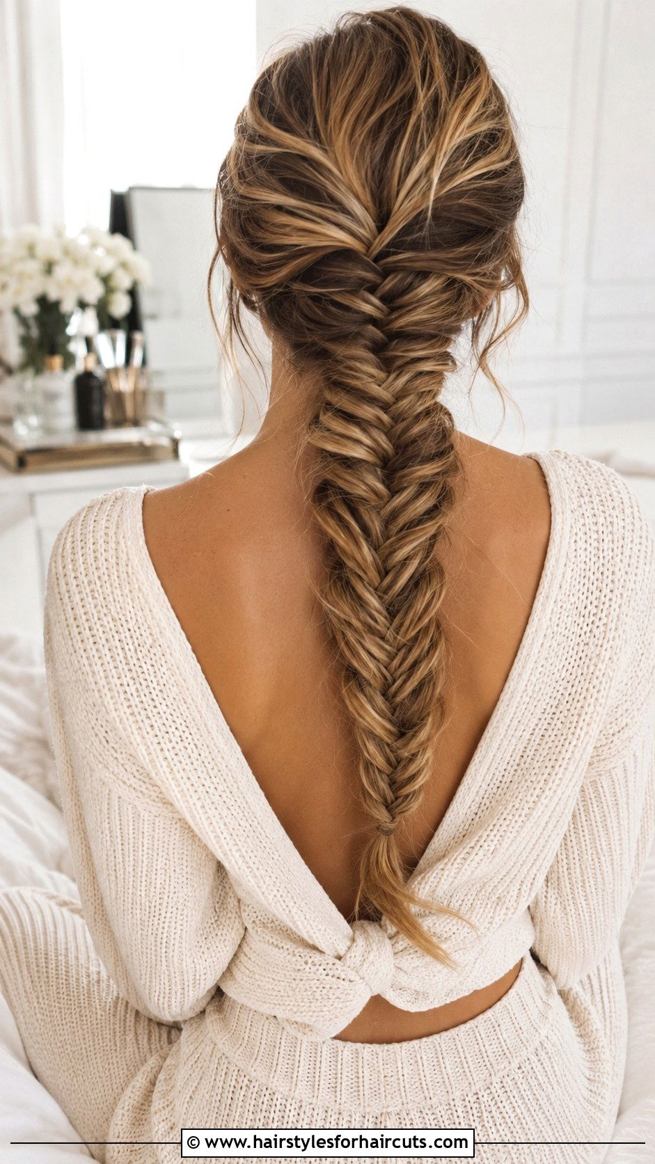 Relaxed Fishtail Braid - 25 bed hairstyles - 25 bed hairstyles