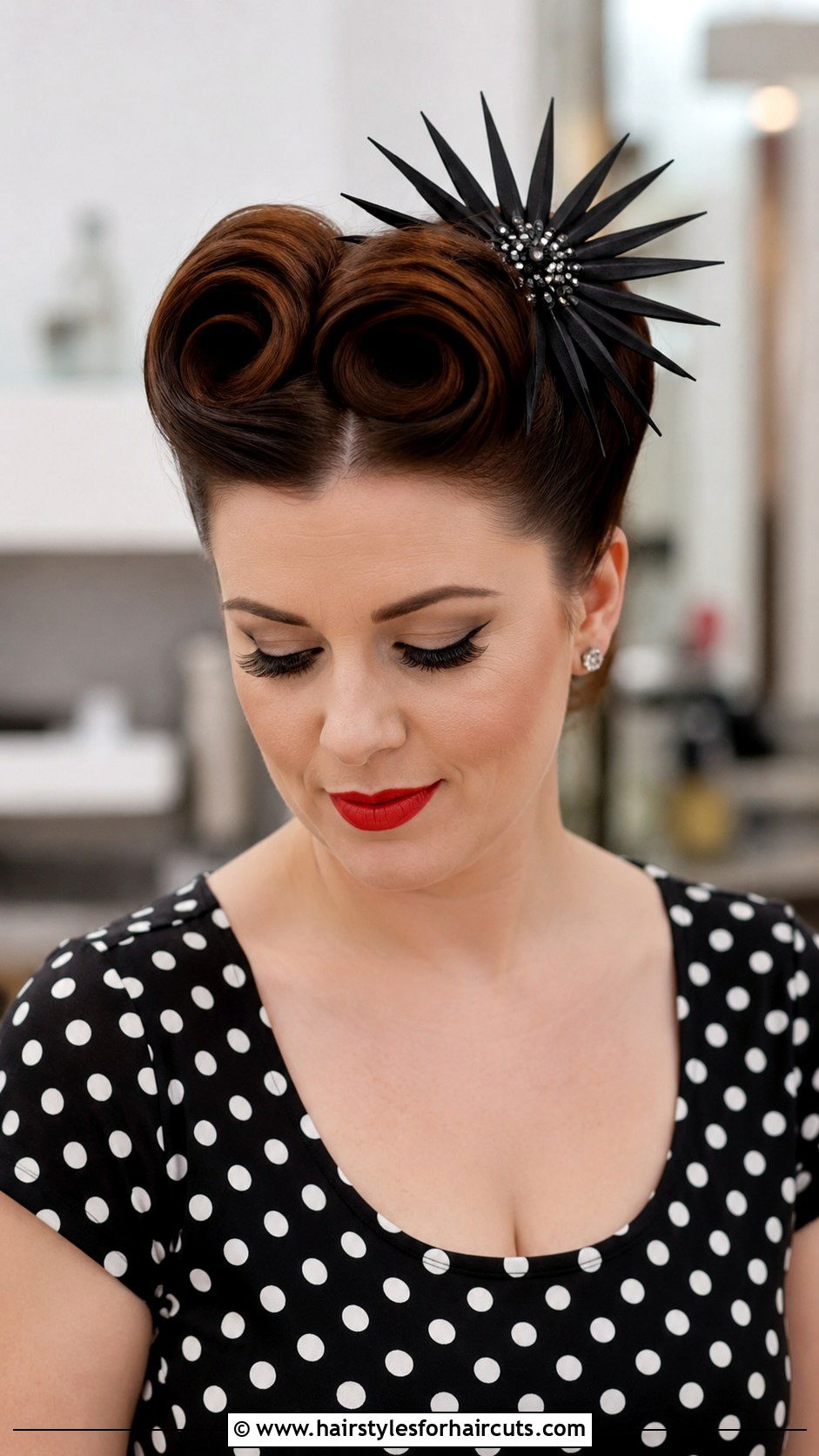 Retro Victory Rolls Fascinator - 25 fascinator hairstyles - 25 fascinator hairstyles