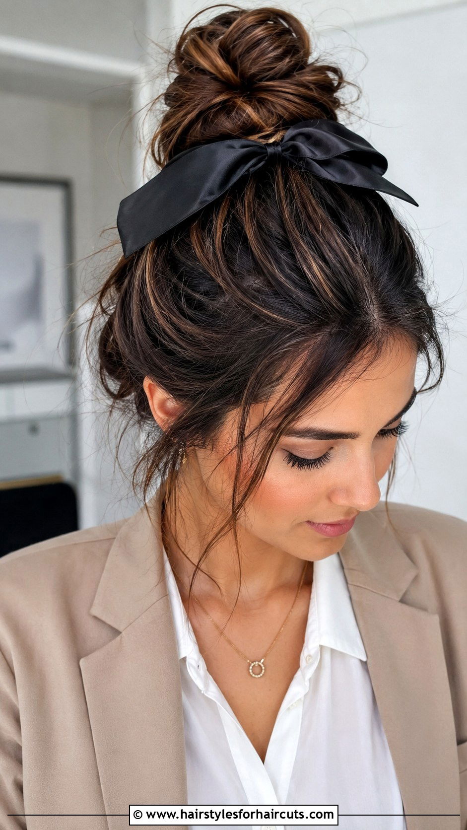 Ribbon Tied Top Knot - 25 ribbon hairstyles for short hair - 25 ribbon hairstyles for short hair