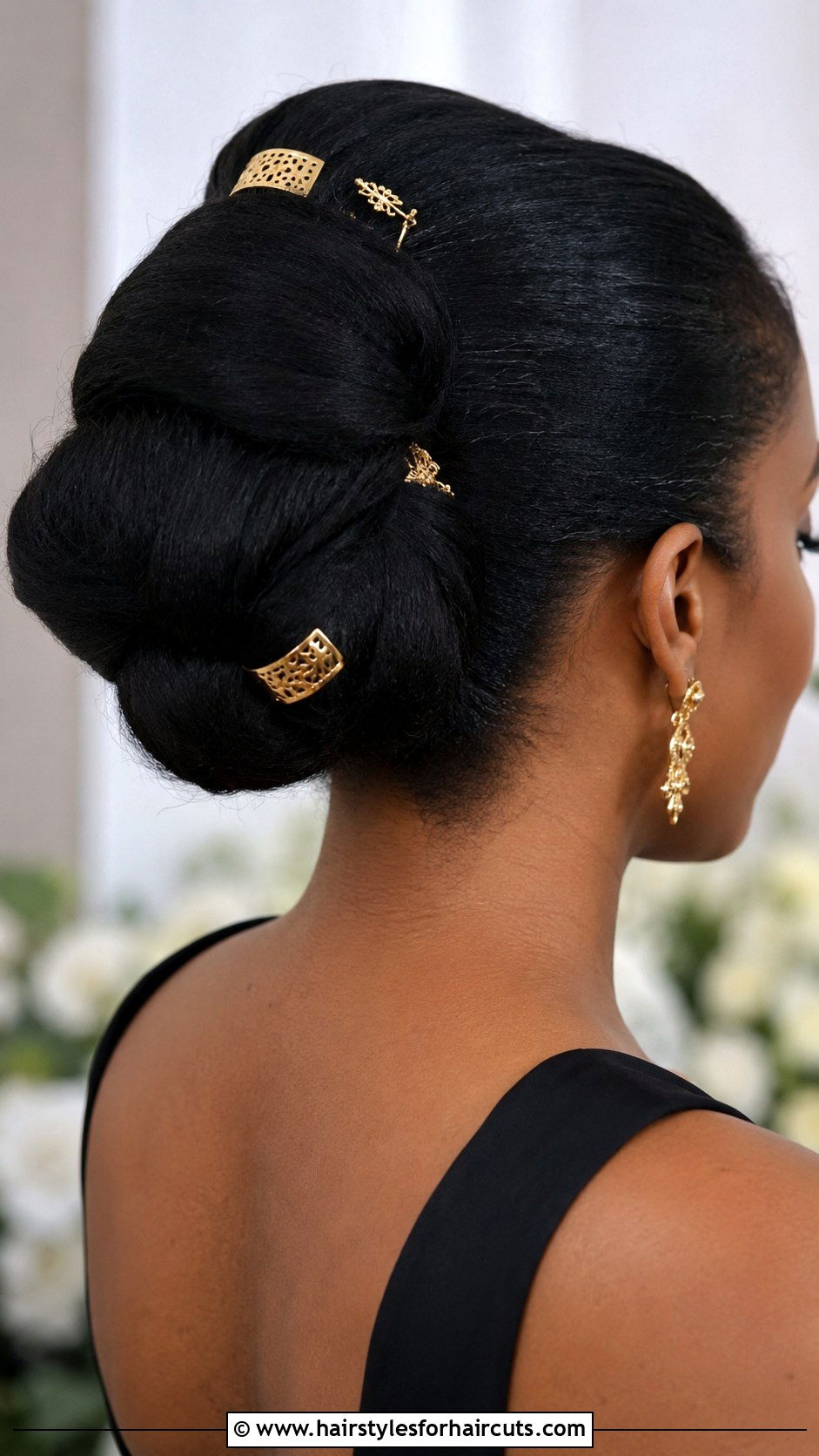 Rolled Updo With Hair Jewelry - 25 elegant updo hairstyles for prom black hair - 25 elegant updo hairstyles for prom black hair