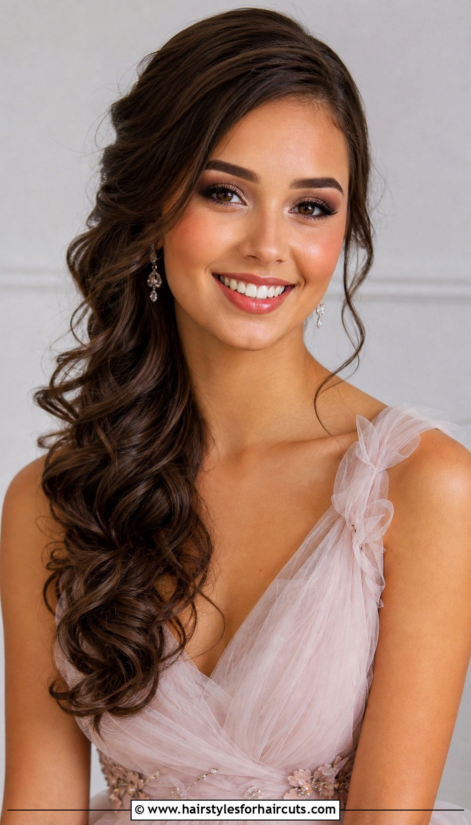 Romantic Side Curls Prom - 25 long hair side hairstyles for prom - 25 long hair side hairstyles for prom
