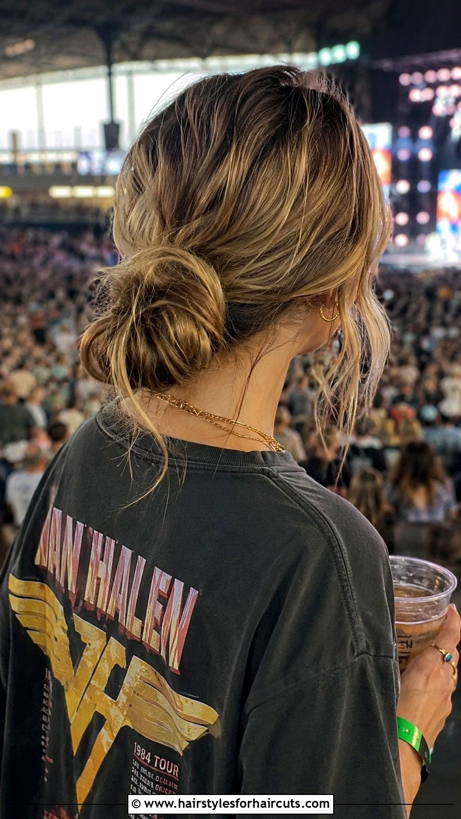 Rope Braid Ponytail Concert Hair - 25 concert hairstyles for long hair - 25 concert hairstyles for long hair