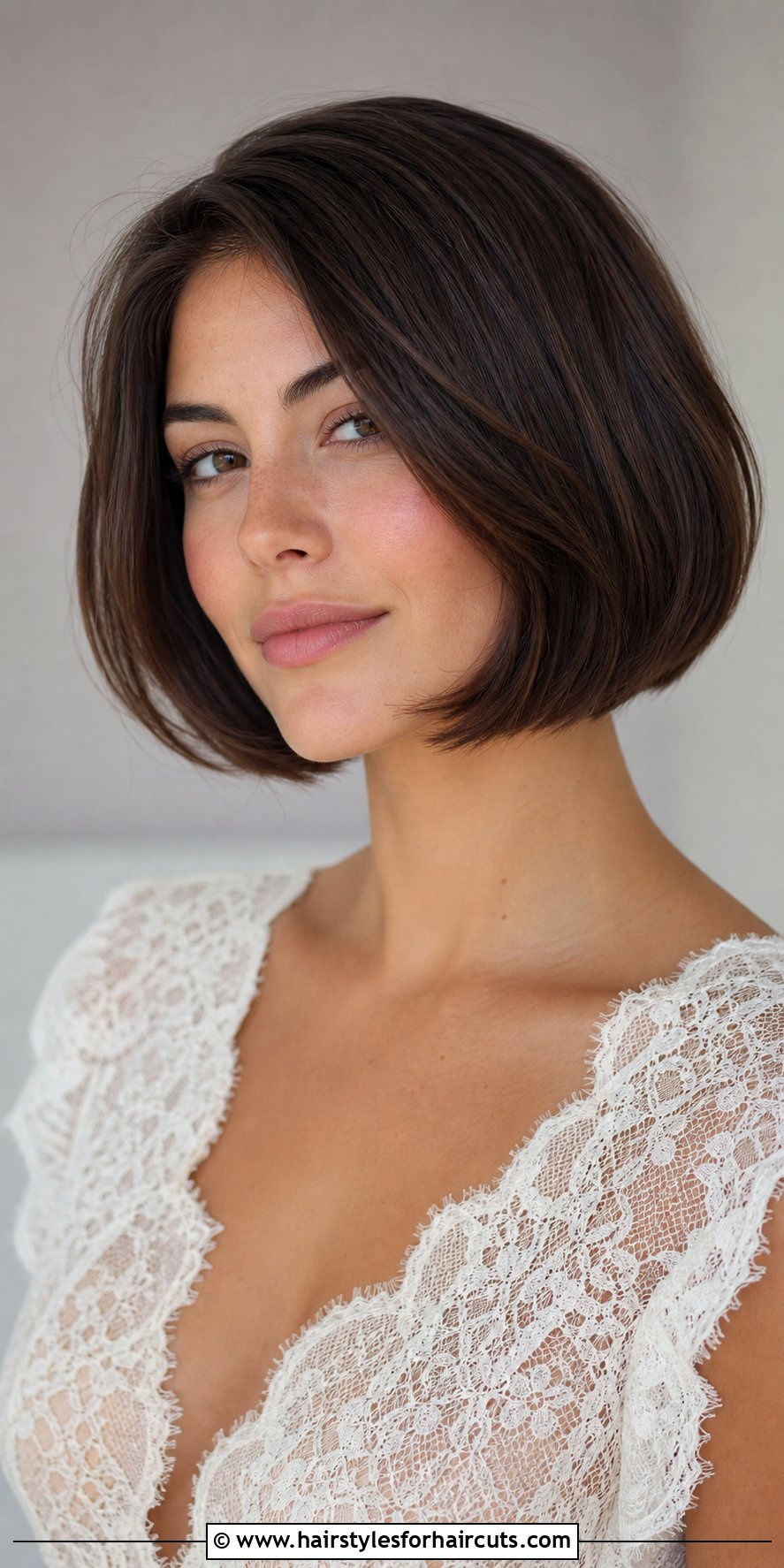 Rounded Bob - 25 haircuts places nearby - 25 haircuts places nearby