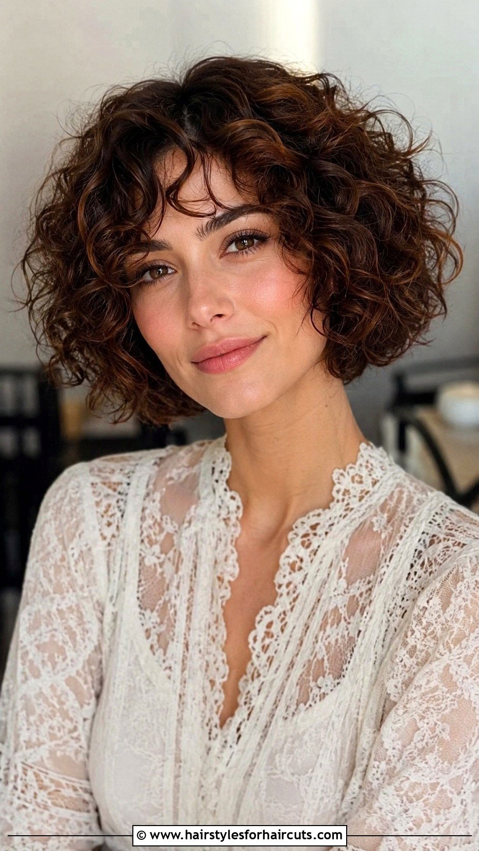 Rounded Curly Bob - 25 fine curly hair haircuts - 25 fine curly hair haircuts