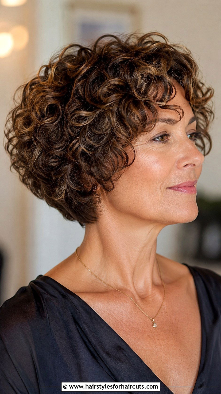 Rounded Curly Bob - 25 curly haircuts los angeles - 25 curly haircuts los angeles