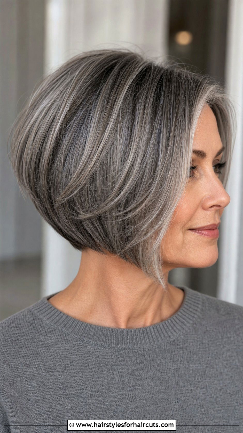 Salt And Pepper Graduated Bob - 25 short hairstyles for salt and pepper hair - 25 short hairstyles for salt and pepper hair