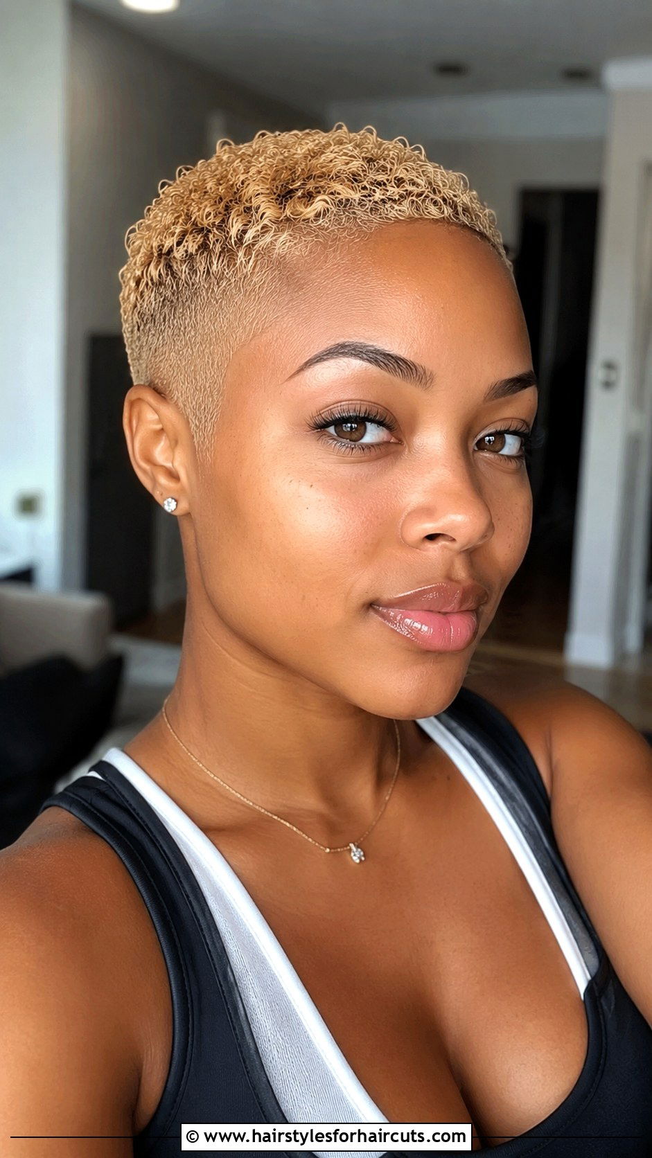 Sandy Blonde Pixie With Fade - 25 blonde hairstyles for black woman - 25 blonde hairstyles for black woman