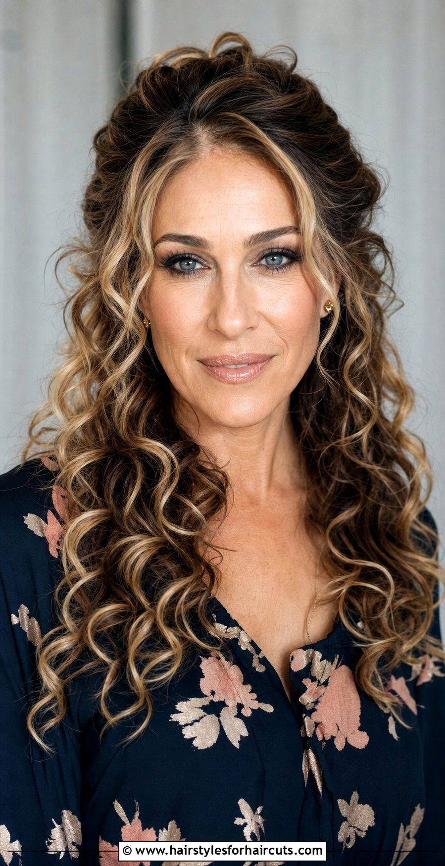 Sarah Jessica Parker Half Up Half Down Curls - 25 sarah jessica parker hairstyles - 25 sarah jessica parker hairstyles