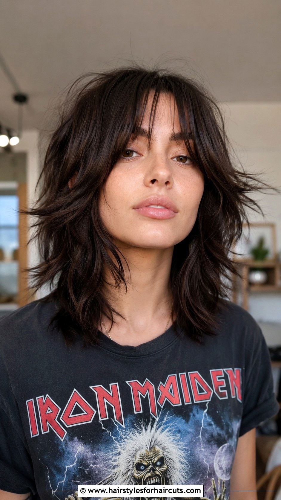 Shag Haircut With Curtain Bangs - 25 cute hairstyles for medium hair length - 25 cute hairstyles for medium hair length