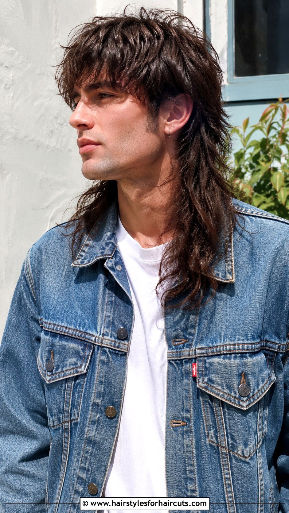 Shaggy Beach Mullet - 25 beach boy hairstyles - 25 beach boy hairstyles