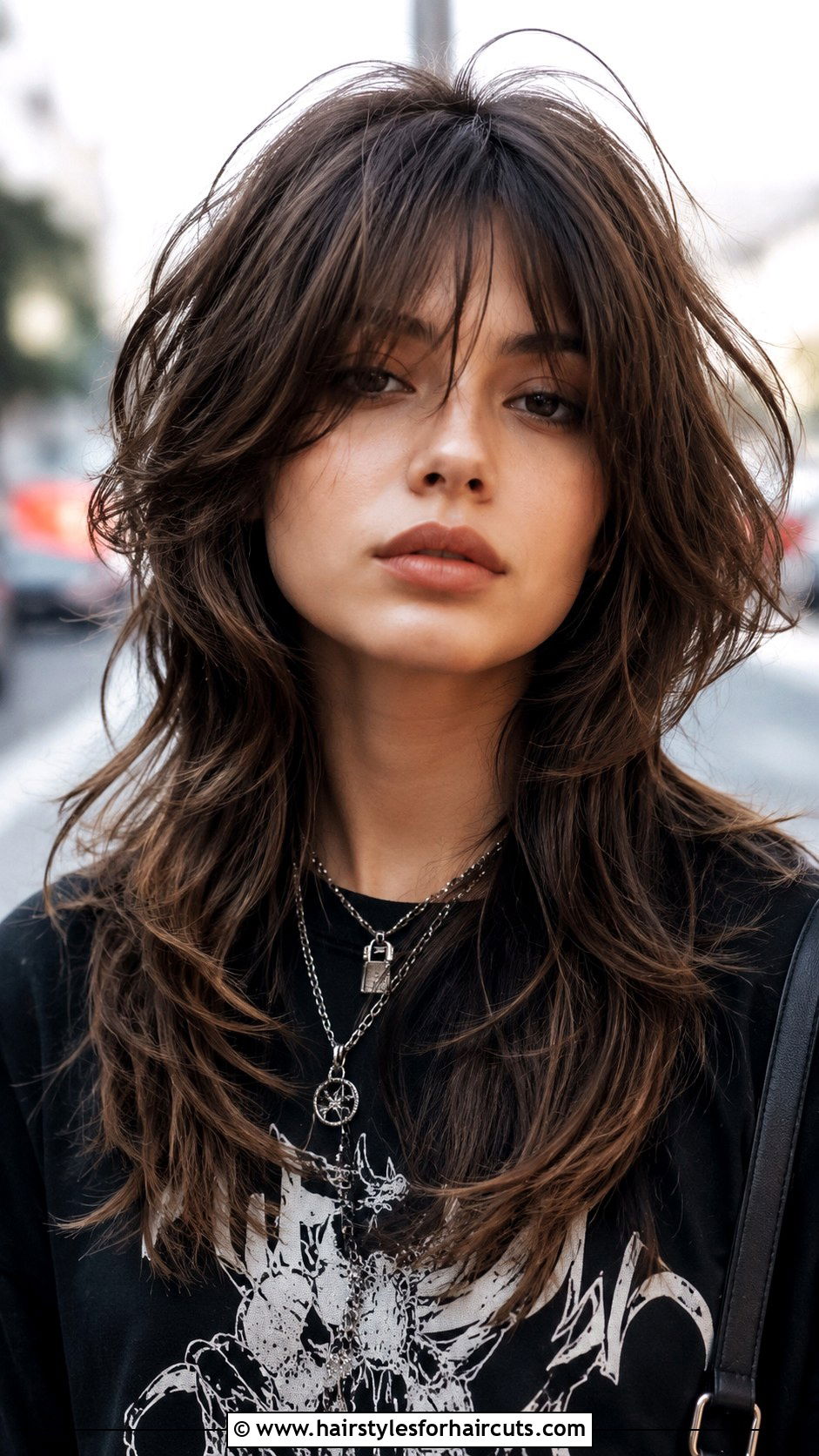 Shaggy Long Butterfly Haircut - 25 butterfly haircuts with long hair - 25 butterfly haircuts with long hair