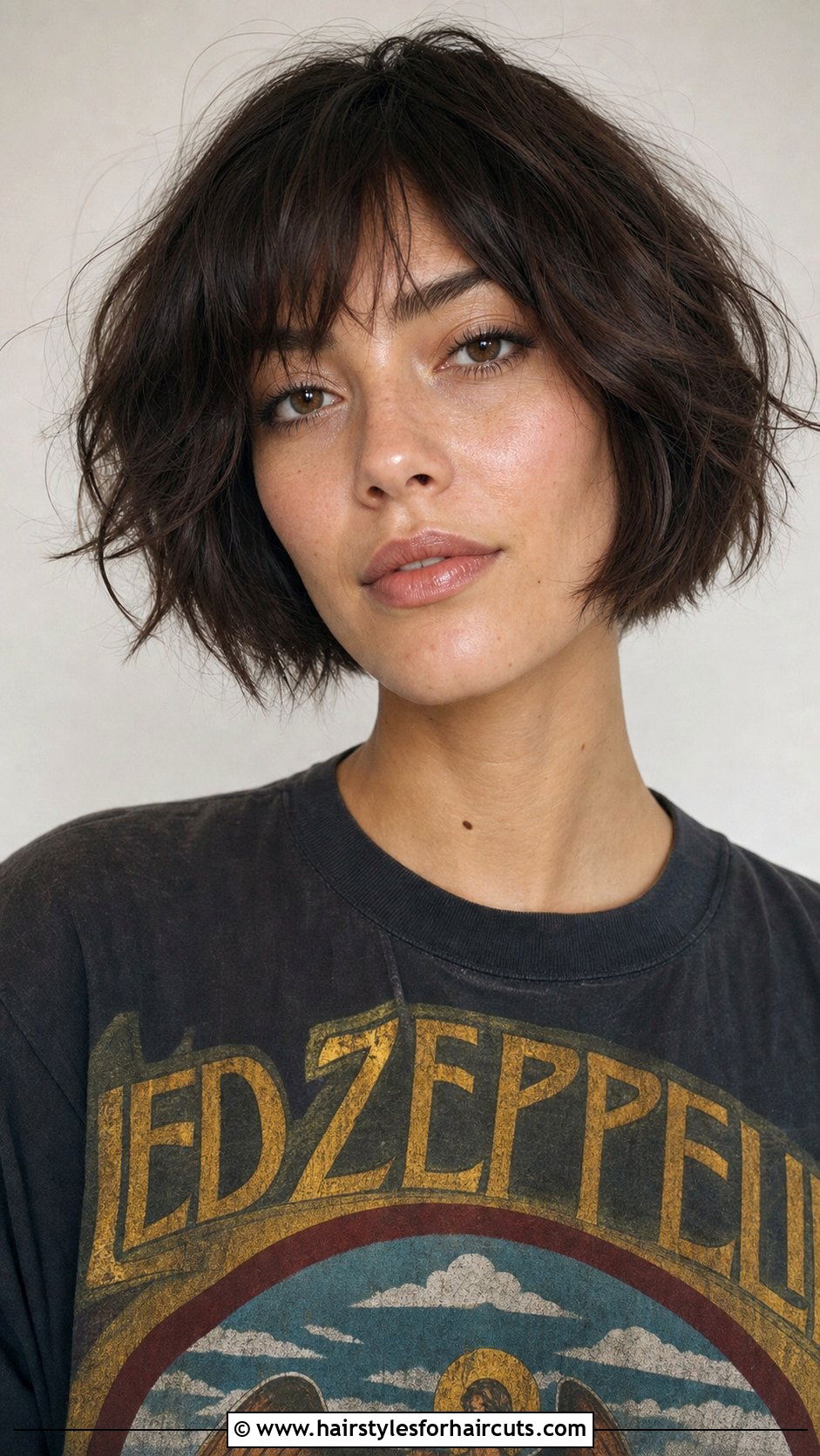 Shaggy Rounded Bob - 25 rounded bob haircuts for fine hair - 25 rounded bob haircuts for fine hair