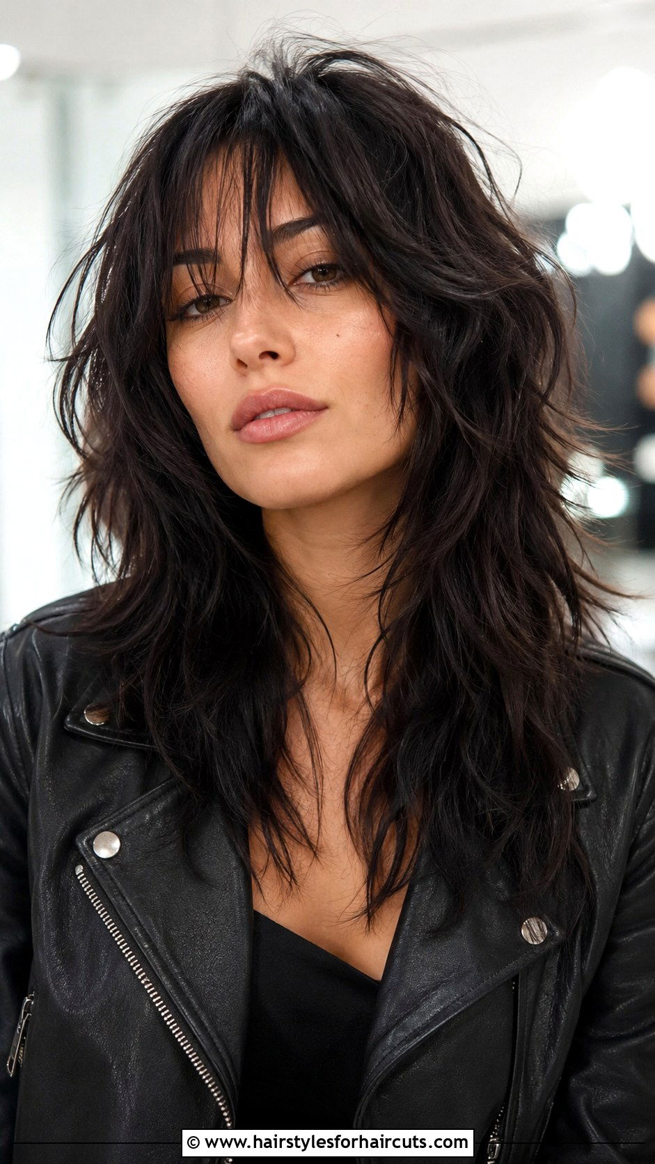 Shaggy Wolf Cut - 25 round face shaggy haircuts - 25 round face shaggy haircuts