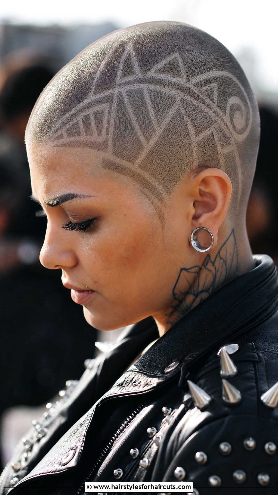 Shaved Head Design - 25 haircuts for alopecia - 25 haircuts for alopecia