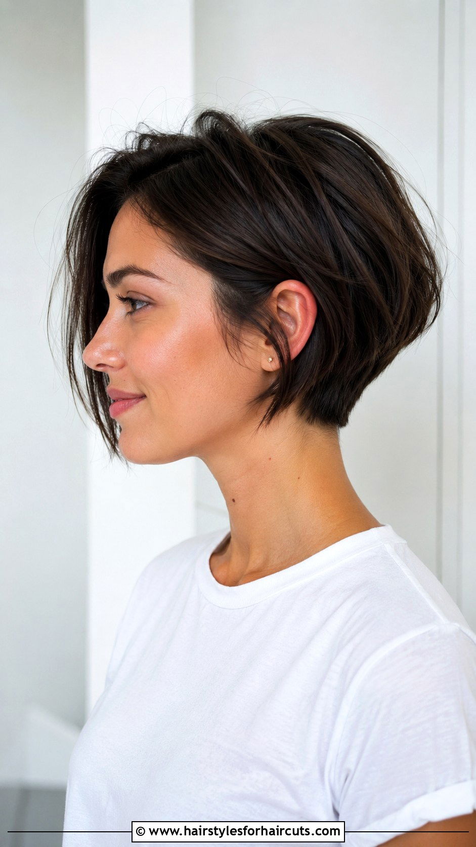 Short Angled Haircut - 25 angles haircuts - 25 angles haircuts