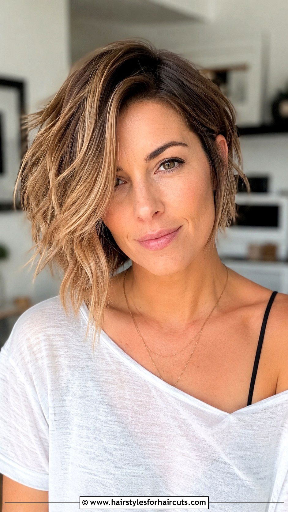 Short Asymmetrical Boho Bob - 25 boho hippie hairstyles for short hair - 25 boho hippie hairstyles for short hair