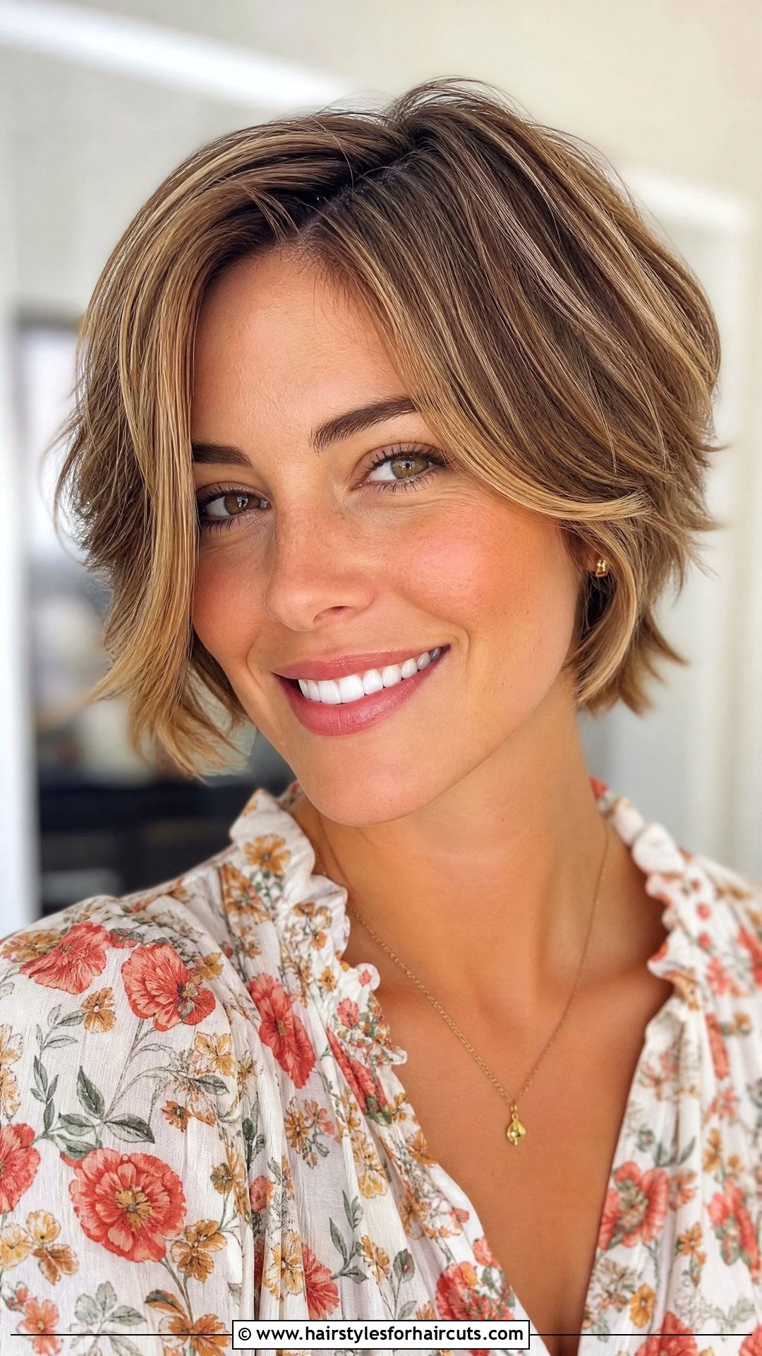 Short Caramel Brown Hair - 25 short brown hairstyles - 25 short brown hairstyles