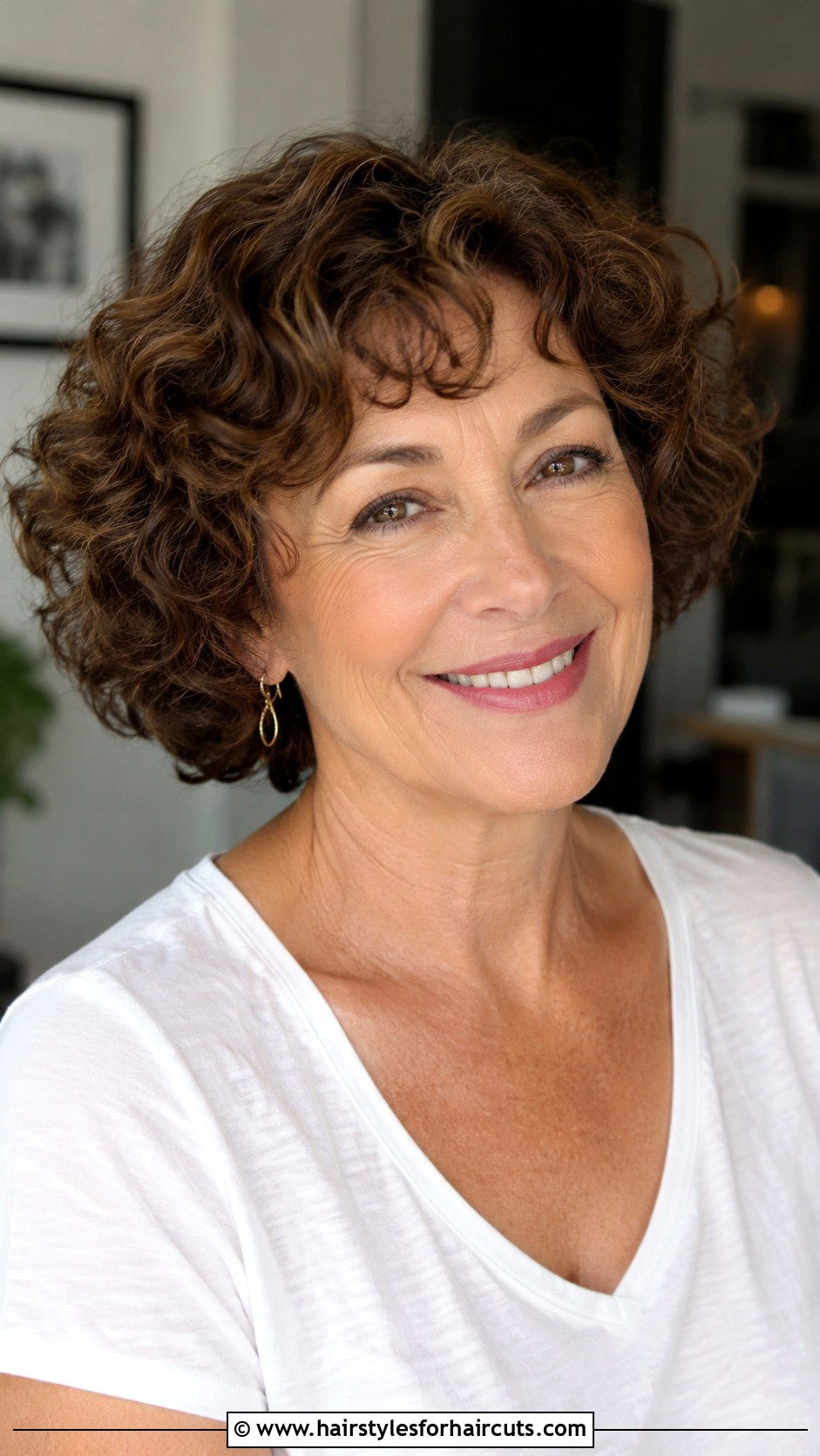 Short Curly Bob - 25 short hairstyles for woman over 60 - 25 short hairstyles for woman over 60