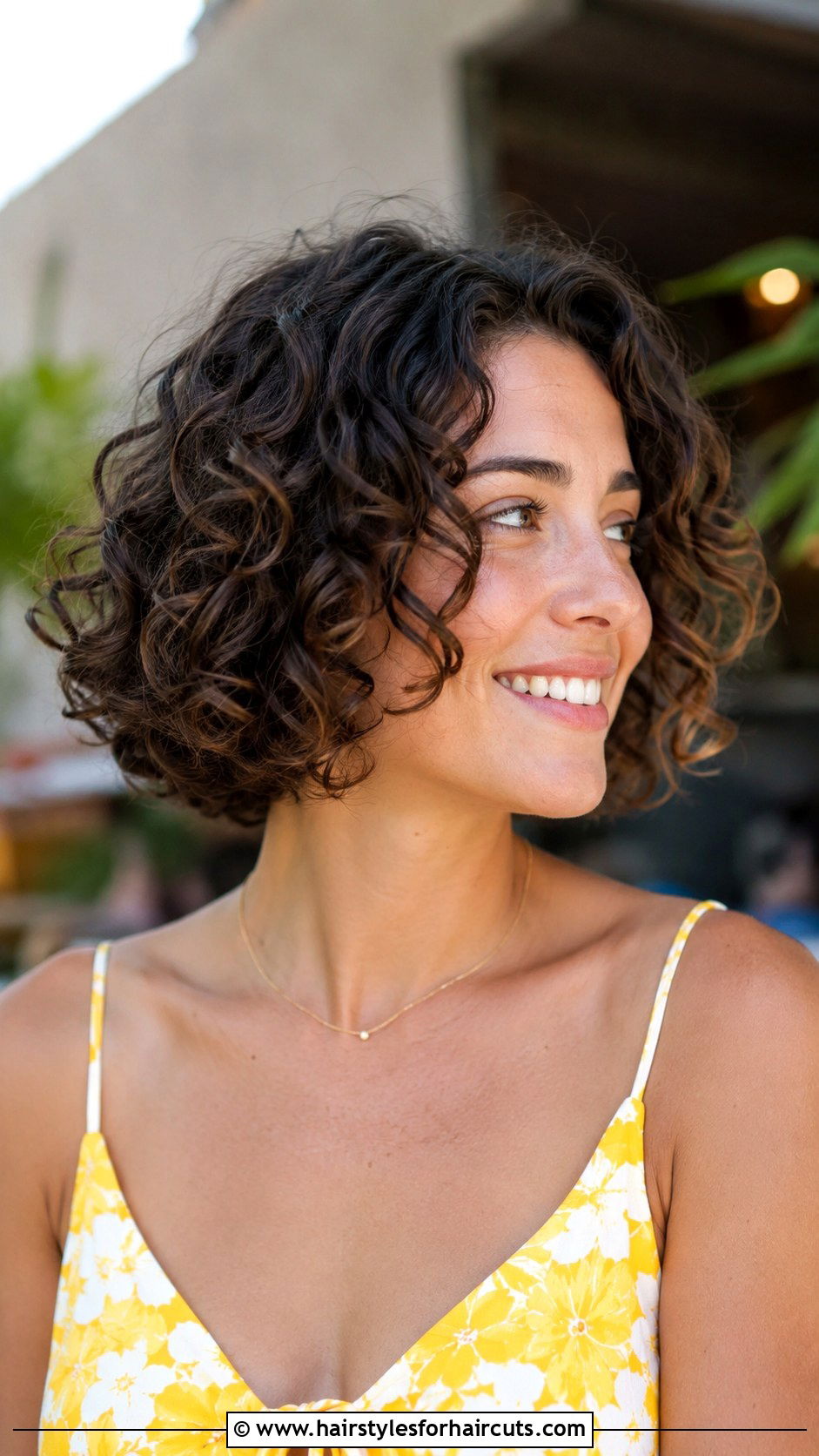 Short Curly Bob - 25 picture of short haircuts - 25 picture of short haircuts