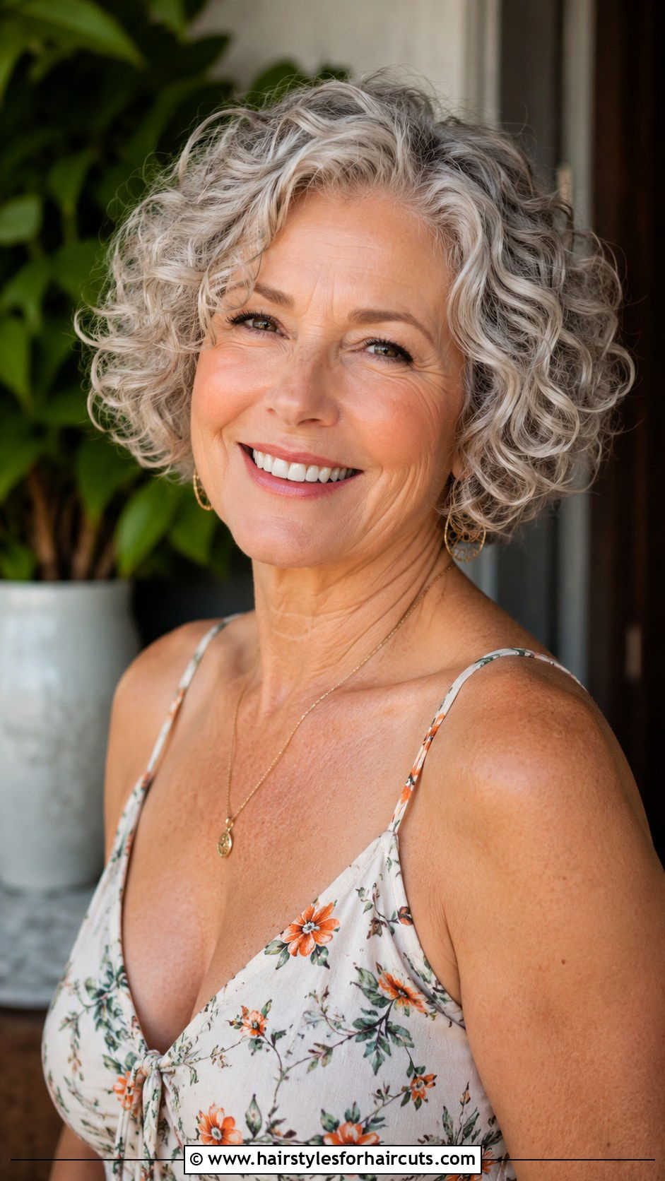 Short Curly Bob - 25 short haircuts for women over 60 - 25 short haircuts for women over 60