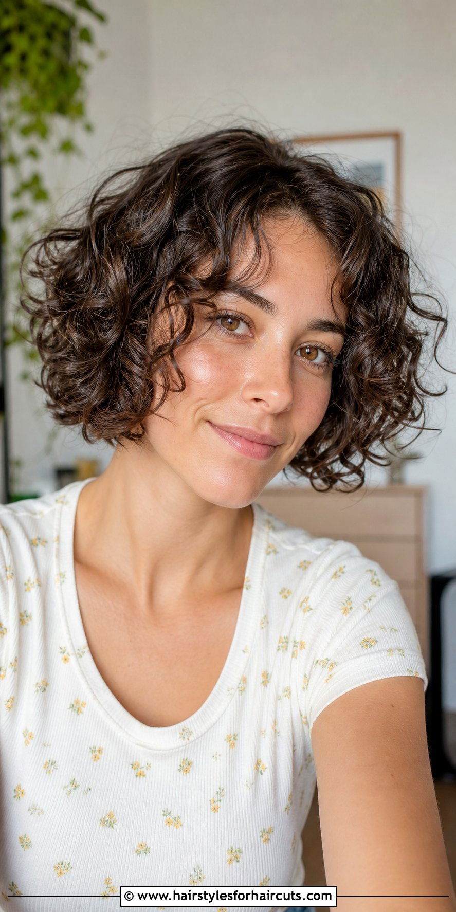 Short Curly Bob Haircut - 25 low density curly haircuts - 25 low density curly haircuts